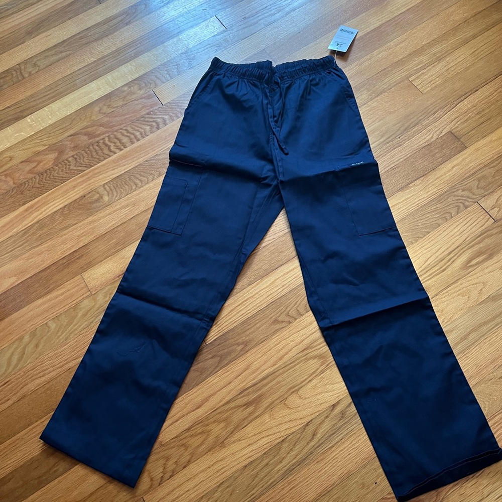 Dagacci scrub pants